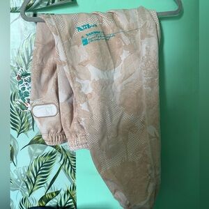 Nike dry-fit XL basketball joggers